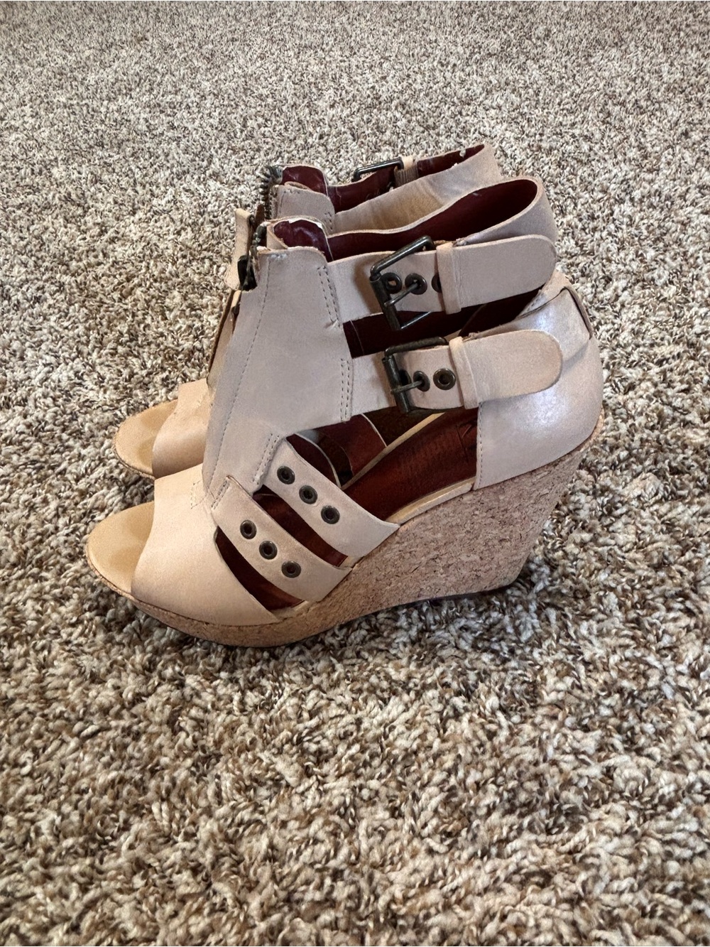 MRKT Women's Cork Wedge Sandal in Light Beige with Buckle Straps